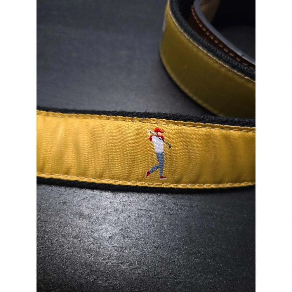 HTF Nexbelt Ratchet Golf Belt Yellow Golfer Putting Green Print Cut to Fit 47.5